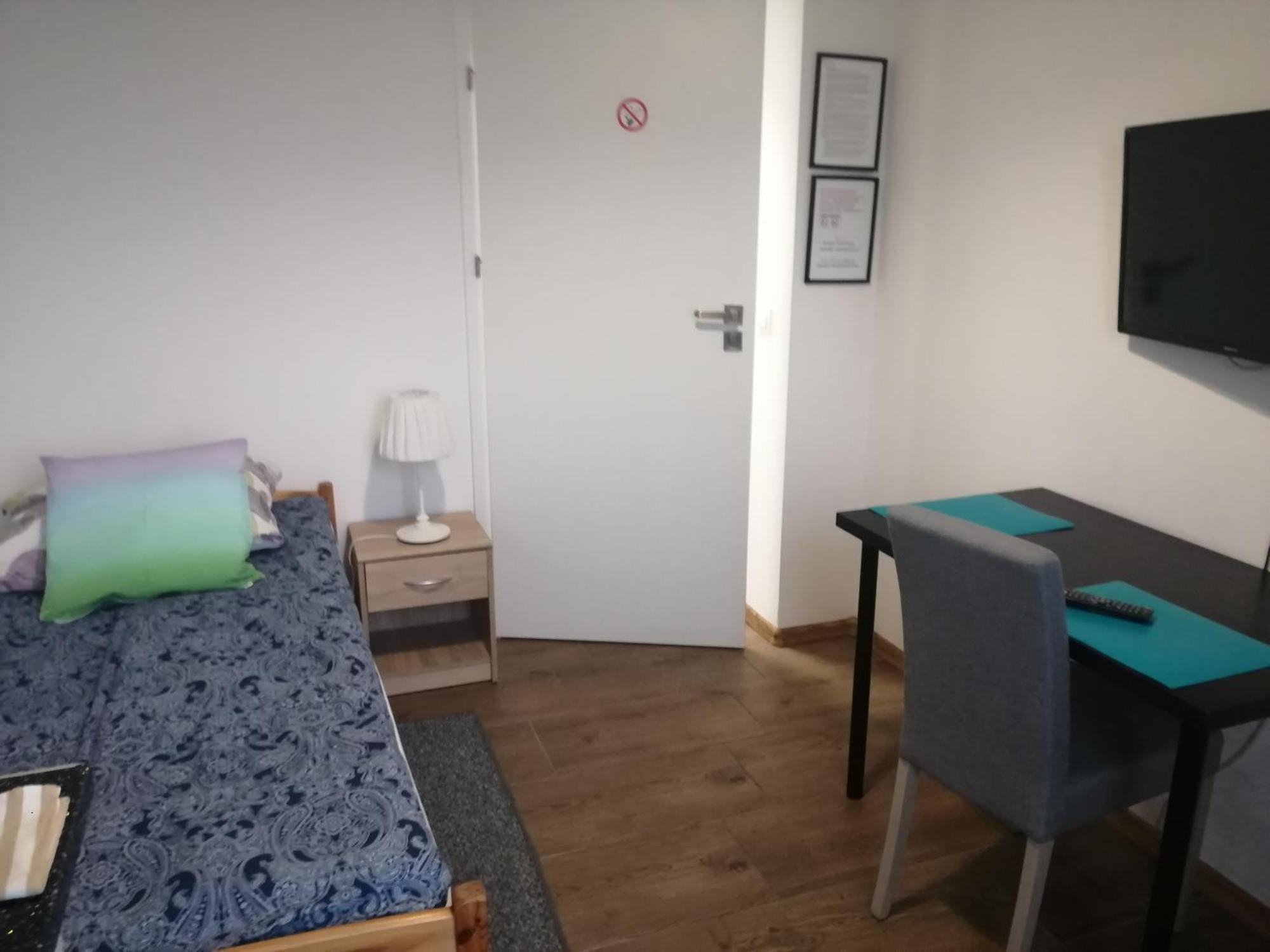 Pokoje - Studio Gliwice I Przy Onkologii Szoba fotó