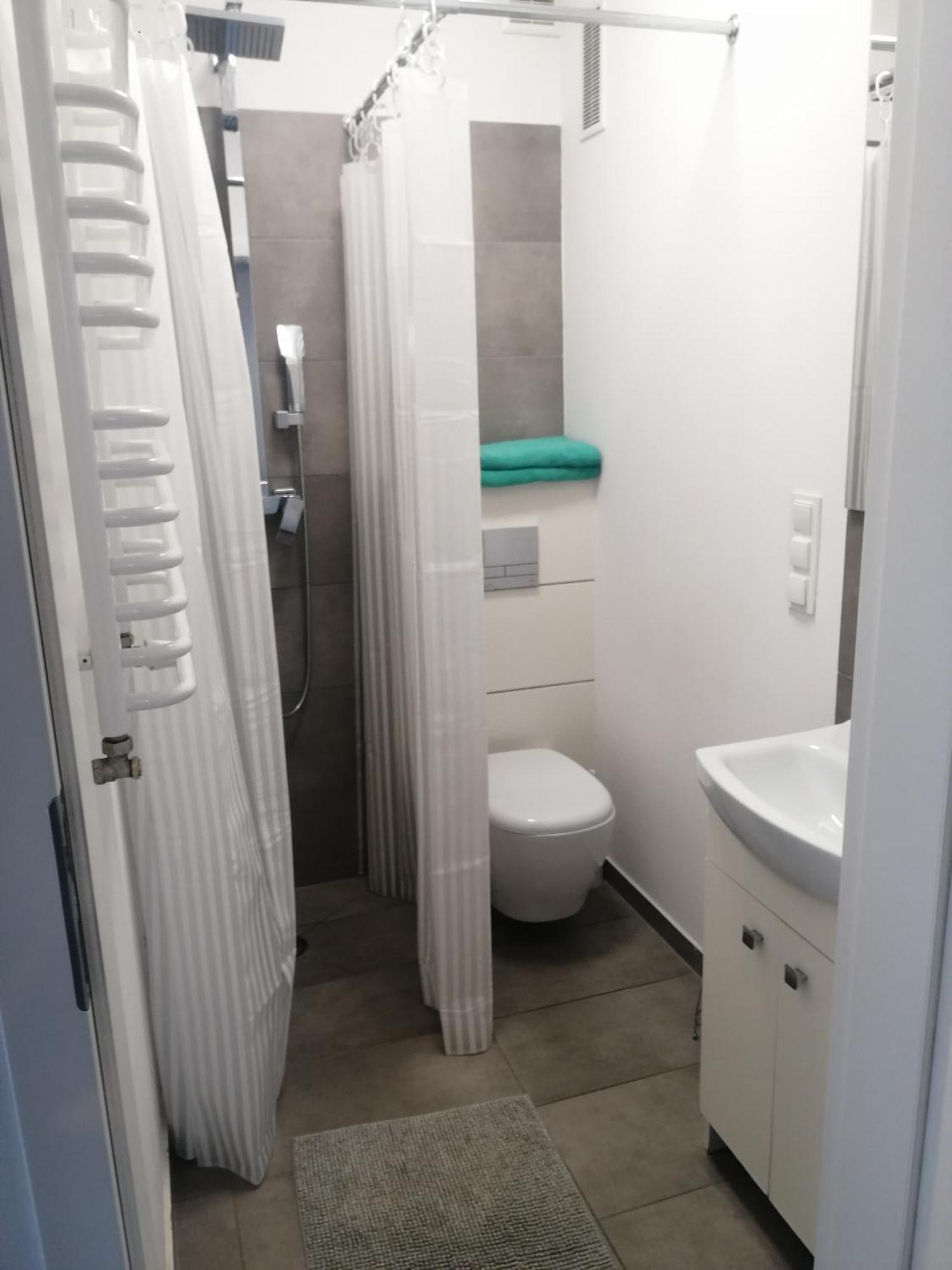 Pokoje - Studio Gliwice I Przy Onkologii Szoba fotó
